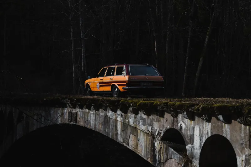 The Check Engine Light Is Just a Night Light: Confessions of a Beater-Car Road Tripper
